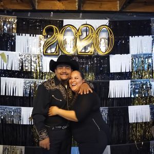 Meet your Posher, Hugo